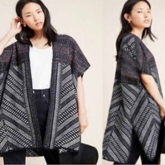 Anthropologie Molly Bracken Poncho XS/S - Picture 1 of 16